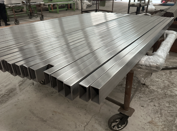 阳江新能源汽车用不锈钢方管 现货